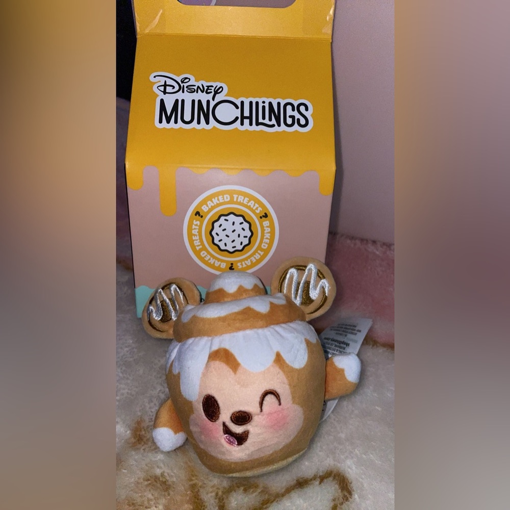 Disney Munchlings Mickey Mouse